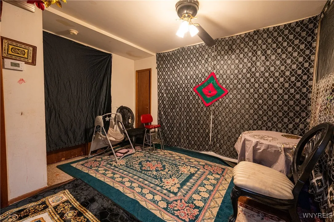 2128 Jerauld Avenue, Niagara Falls, New York 14305, Niagara Falls, New York 14305, 6 Bedrooms Bedrooms, ,4 BathroomsBathrooms,Residential,For Sale,2128 Jerauld Avenue, Niagara Falls, New York 14305,0,B1651182
