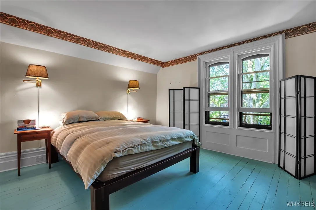 41 Irving Place, Buffalo, New York 14201, Buffalo, New York 14201, 4 Bedrooms Bedrooms, 9 Rooms Rooms,2 BathroomsBathrooms,Residential,For Sale,41 Irving Place, Buffalo, New York 14201,0,B1652336