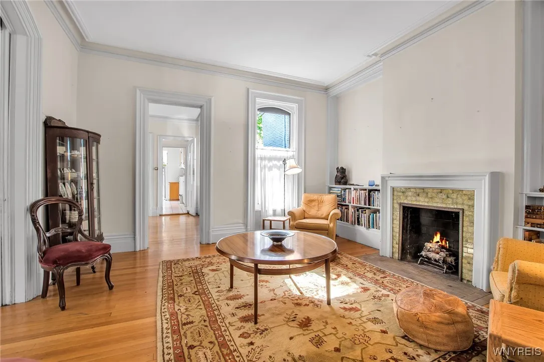 41 Irving Place, Buffalo, New York 14201, Buffalo, New York 14201, 4 Bedrooms Bedrooms, 9 Rooms Rooms,2 BathroomsBathrooms,Residential,For Sale,41 Irving Place, Buffalo, New York 14201,0,B1652336