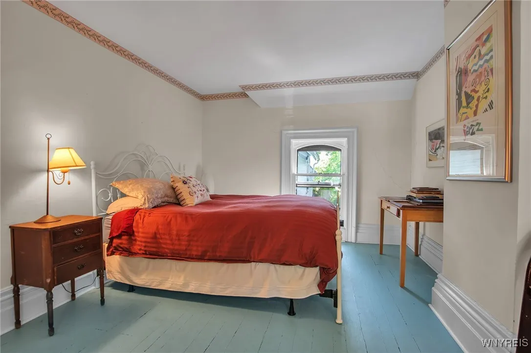 41 Irving Place, Buffalo, New York 14201, Buffalo, New York 14201, 4 Bedrooms Bedrooms, 9 Rooms Rooms,2 BathroomsBathrooms,Residential,For Sale,41 Irving Place, Buffalo, New York 14201,0,B1652336