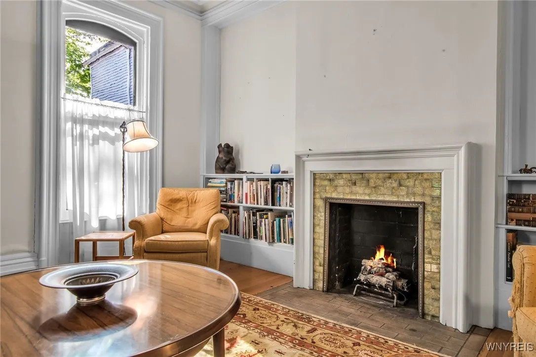 41 Irving Place, Buffalo, New York 14201, Buffalo, New York 14201, 4 Bedrooms Bedrooms, 9 Rooms Rooms,2 BathroomsBathrooms,Residential,For Sale,41 Irving Place, Buffalo, New York 14201,0,B1652336