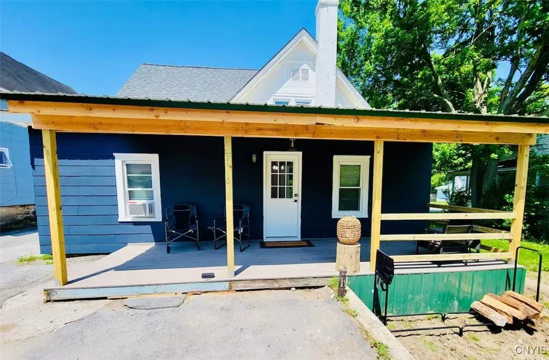 36 High Street, Alexandria, New York 13607, Alexandria, New York 13607, 4 Bedrooms Bedrooms, 9 Rooms Rooms,2 BathroomsBathrooms,Residential,For Sale,36 High Street, Alexandria, New York 13607,0,S1652806