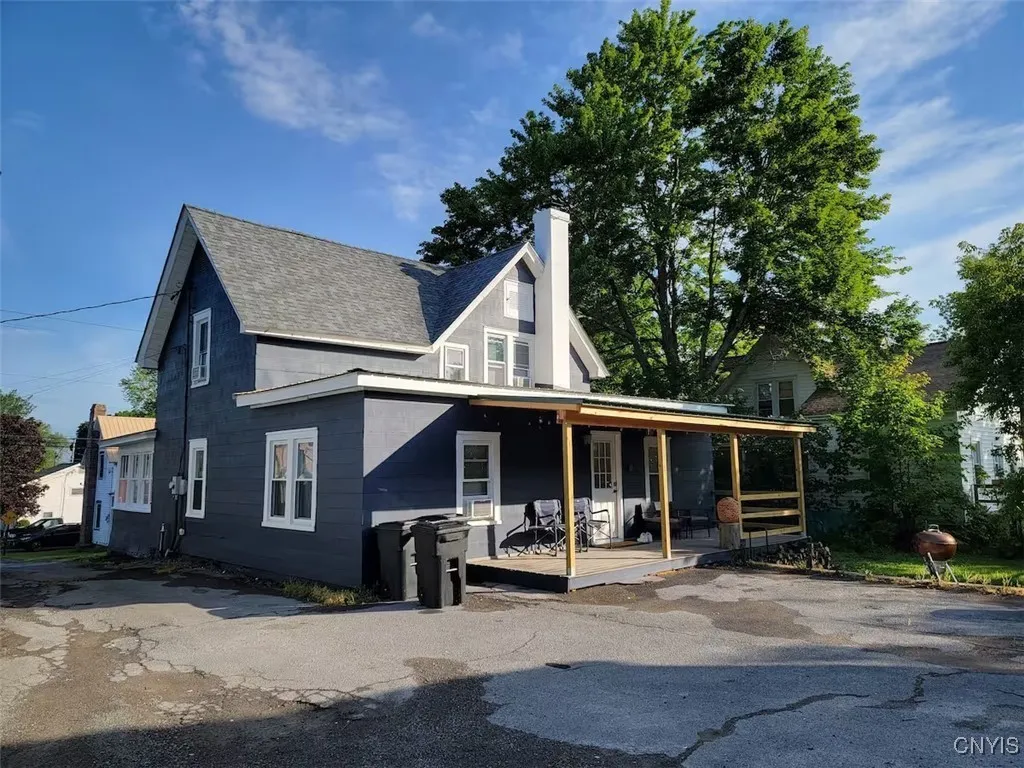 36 High Street, Alexandria, New York 13607, Alexandria, New York 13607, 4 Bedrooms Bedrooms, 9 Rooms Rooms,2 BathroomsBathrooms,Residential,For Sale,36 High Street, Alexandria, New York 13607,0,S1652806