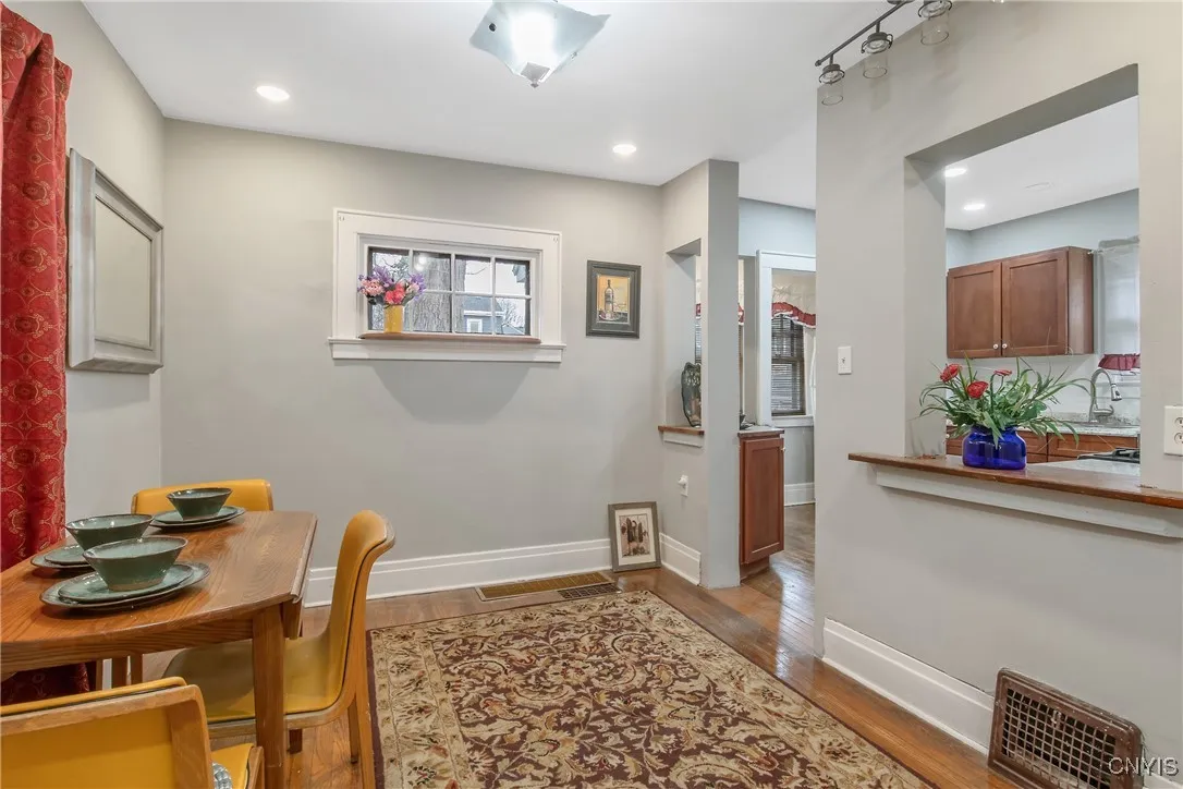 140 Ruth Avenue, Syracuse, New York 13210, Syracuse, New York 13210, 3 Bedrooms Bedrooms, 7 Rooms Rooms,1 BathroomBathrooms,Residential,For Sale,140 Ruth Avenue, Syracuse, New York 13210,0,S1652269