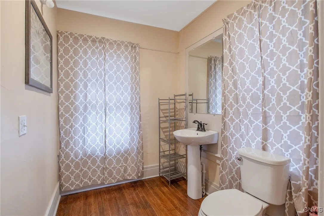 140 Ruth Avenue, Syracuse, New York 13210, Syracuse, New York 13210, 3 Bedrooms Bedrooms, 7 Rooms Rooms,1 BathroomBathrooms,Residential,For Sale,140 Ruth Avenue, Syracuse, New York 13210,0,S1652269