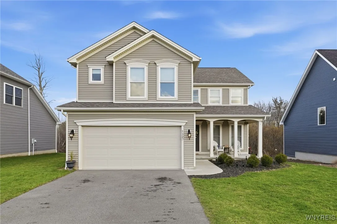 5327 Briannas Nook, Clarence, New York 14031, Clarence, New York 14031, 4 Bedrooms Bedrooms, 11 Rooms Rooms,2 BathroomsBathrooms,Residential,Closed,5327 Briannas Nook, Clarence, New York 14031,0,B1652821
