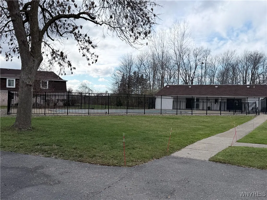 Community Pool and Clubhouse