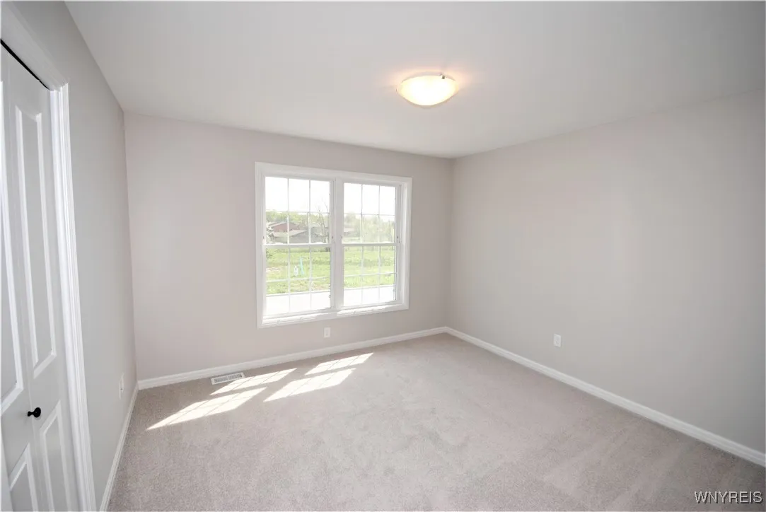 7 Knoche Way, Orchard Park, New York 14127, Orchard Park, New York 14127, 4 Bedrooms Bedrooms, 12 Rooms Rooms,2 BathroomsBathrooms,Residential,For Sale,7 Knoche Way, Orchard Park, New York 14127,0,B1651775