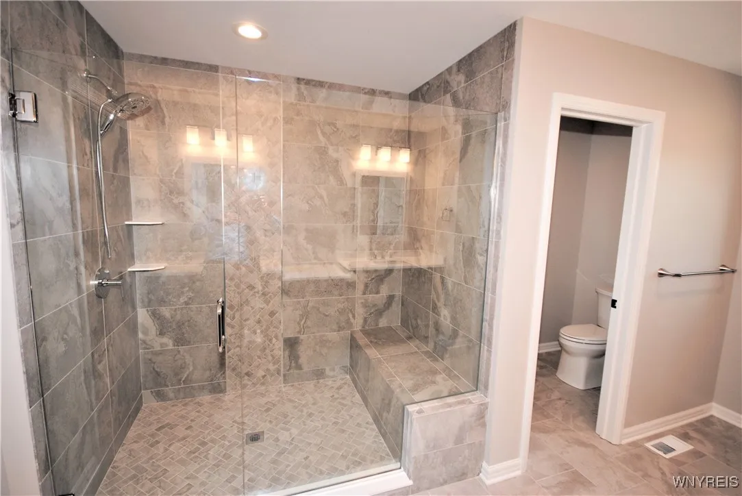 7 Knoche Way, Orchard Park, New York 14127, Orchard Park, New York 14127, 4 Bedrooms Bedrooms, 12 Rooms Rooms,2 BathroomsBathrooms,Residential,For Sale,7 Knoche Way, Orchard Park, New York 14127,0,B1651775
