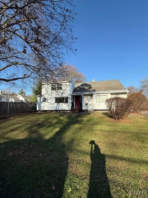 103 Drexler Avenue South A, Salina, New York 13088, Salina, New York 13088, 2 Bedrooms Bedrooms, 5 Rooms Rooms,1 BathroomBathrooms,Residential Lease,For Rent,103 Drexler Avenue South A, Salina, New York 13088,0,S1652931