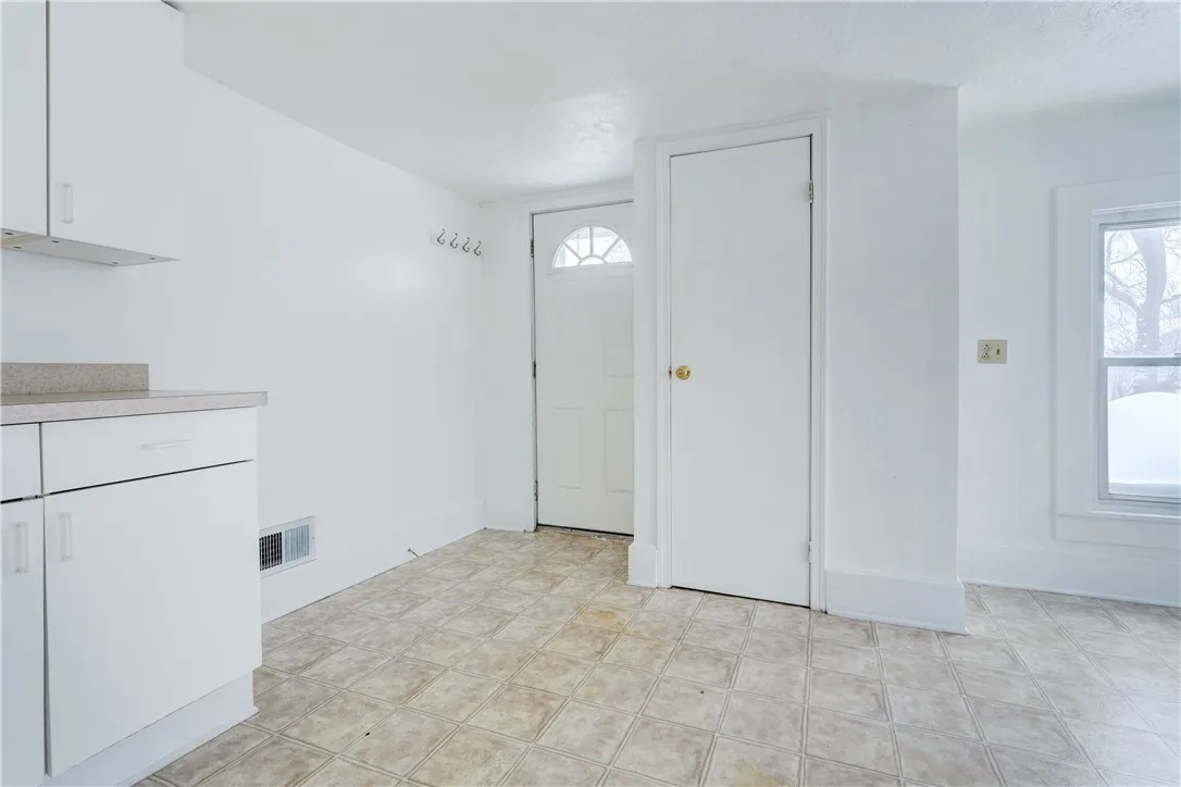 56 Market Street, Sweden, New York 14420, Sweden, New York 14420, 3 Bedroom Bedrooms, ,2 BathroomBathrooms,Residential,For Sale,56 Market Street, Sweden, New York 14420,0,R1653004
