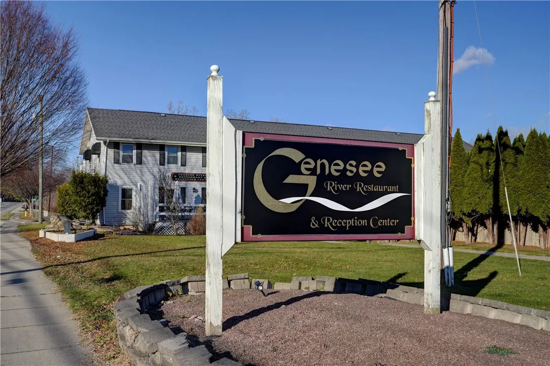 134 North Main Street, Mt Morris, New York 14510, Mt Morris, New York 14510, ,Commercial Sale,For Sale,134 North Main Street, Mt Morris, New York 14510,0,R1650934