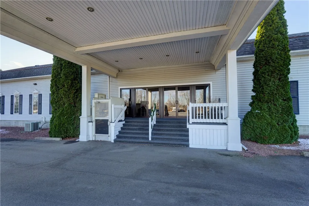 134 North Main Street, Mt Morris, New York 14510, Mt Morris, New York 14510, ,Commercial Sale,For Sale,134 North Main Street, Mt Morris, New York 14510,0,R1650934