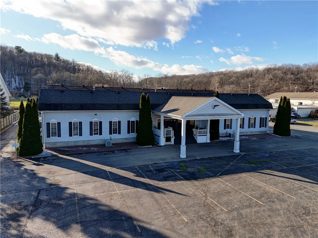 134 North Main Street, Mt Morris, New York 14510, Mt Morris, New York 14510, ,Commercial Sale,For Sale,134 North Main Street, Mt Morris, New York 14510,0,R1650934