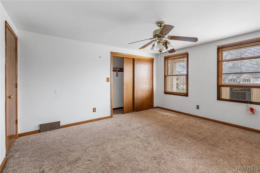 5790 Kippen Drive, Clarence, New York 14051, Clarence, New York 14051, 4 Bedrooms Bedrooms, 14 Rooms Rooms,2 BathroomsBathrooms,Residential,Closed,5790 Kippen Drive, Clarence, New York 14051,0,B1653193