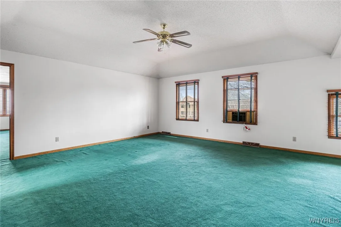 5790 Kippen Drive, Clarence, New York 14051, Clarence, New York 14051, 4 Bedrooms Bedrooms, 14 Rooms Rooms,2 BathroomsBathrooms,Residential,Closed,5790 Kippen Drive, Clarence, New York 14051,0,B1653193