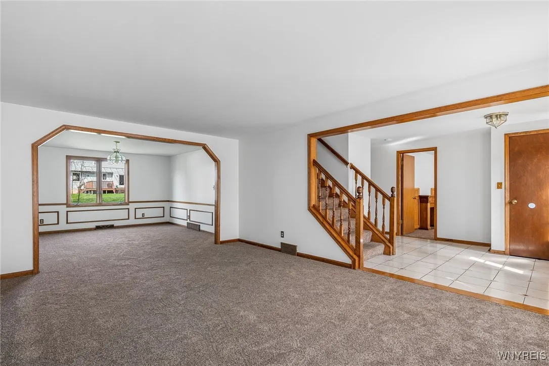5790 Kippen Drive, Clarence, New York 14051, Clarence, New York 14051, 4 Bedrooms Bedrooms, 14 Rooms Rooms,2 BathroomsBathrooms,Residential,Closed,5790 Kippen Drive, Clarence, New York 14051,0,B1653193