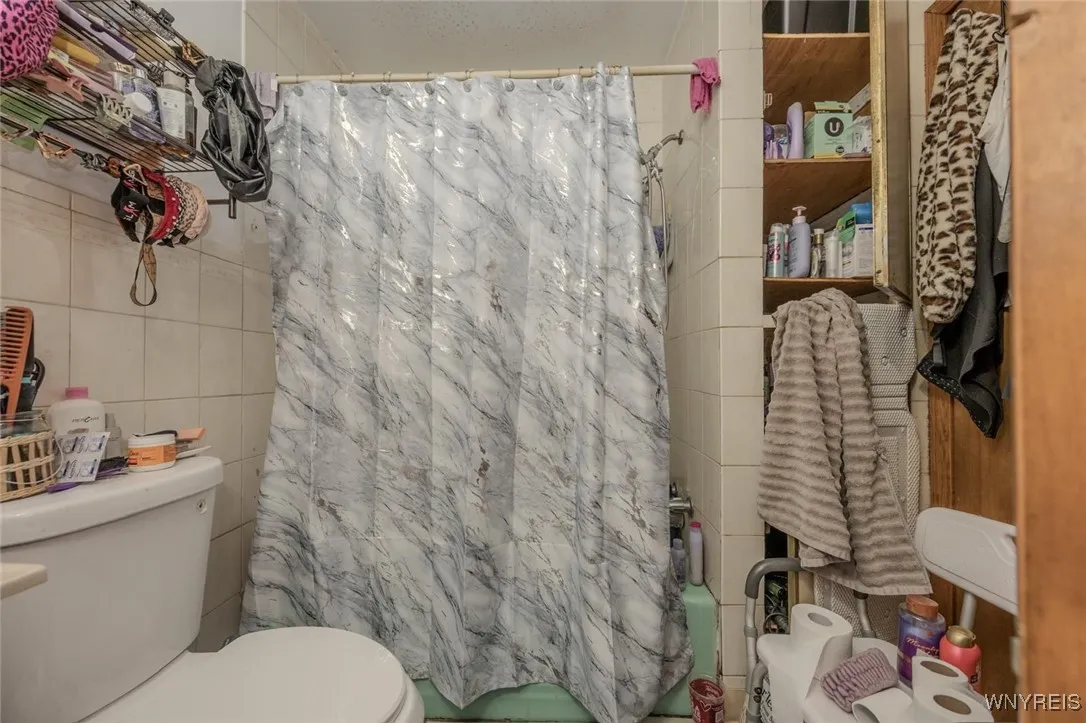 116 Jones Street, Buffalo, New York 14206, Buffalo, New York 14206, 3 Bedrooms Bedrooms, ,2 BathroomsBathrooms,Residential,For Sale,116 Jones Street, Buffalo, New York 14206,0,B1653172