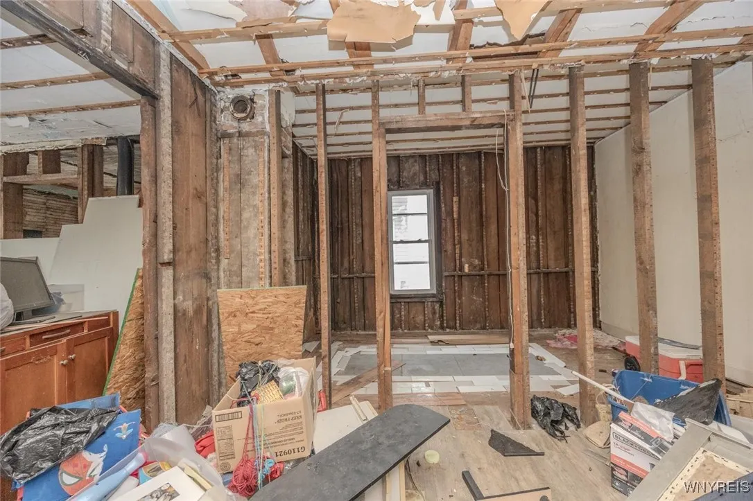 116 Jones Street, Buffalo, New York 14206, Buffalo, New York 14206, 3 Bedrooms Bedrooms, ,2 BathroomsBathrooms,Residential,For Sale,116 Jones Street, Buffalo, New York 14206,0,B1653172