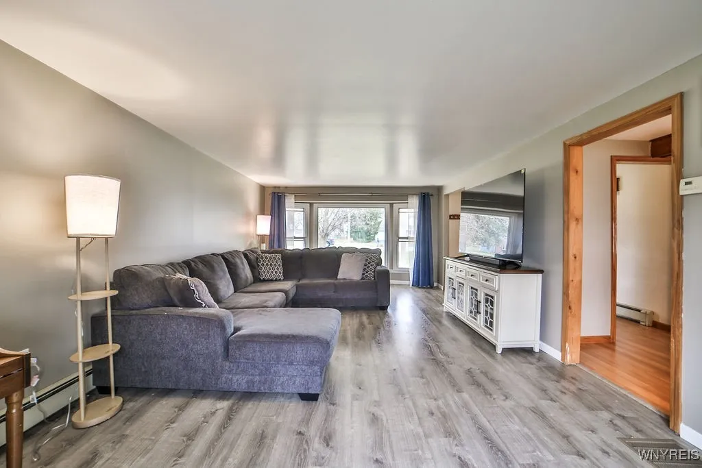 1029 Ransom Road, Grand Island, New York 14072, Grand Island, New York 14072, 4 Bedrooms Bedrooms, 10 Rooms Rooms,1 BathroomBathrooms,Residential,Closed,1029 Ransom Road, Grand Island, New York 14072,0,B1652443