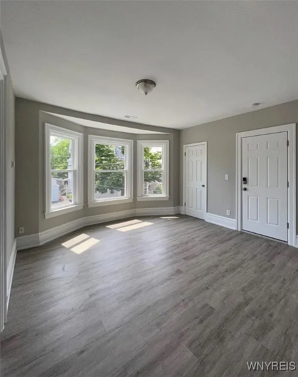 355 Plymouth Avenue, Buffalo, New York 14213, Buffalo, New York 14213, 2 Bedrooms Bedrooms, 5 Rooms Rooms,1 BathroomBathrooms,Residential Lease,For Rent,355 Plymouth Avenue, Buffalo, New York 14213,0,B1653263