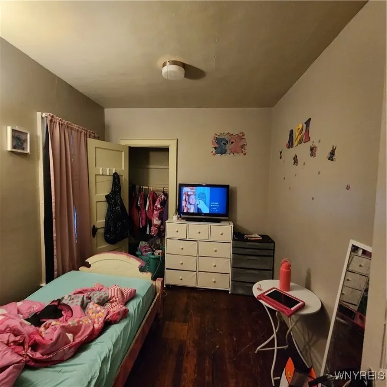 509 East Utica Street, Buffalo, New York 14208, Buffalo, New York 14208, 6 Bedrooms Bedrooms, ,2 BathroomsBathrooms,Residential,Closed,509 East Utica Street, Buffalo, New York 14208,0,B1653265