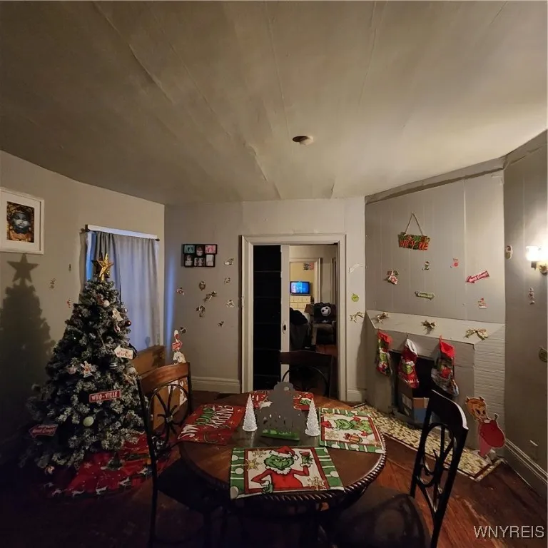 509 East Utica Street, Buffalo, New York 14208, Buffalo, New York 14208, 6 Bedrooms Bedrooms, ,2 BathroomsBathrooms,Residential,Closed,509 East Utica Street, Buffalo, New York 14208,0,B1653265