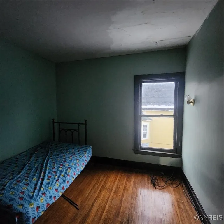 509 East Utica Street, Buffalo, New York 14208, Buffalo, New York 14208, 6 Bedrooms Bedrooms, ,2 BathroomsBathrooms,Residential,Closed,509 East Utica Street, Buffalo, New York 14208,0,B1653265