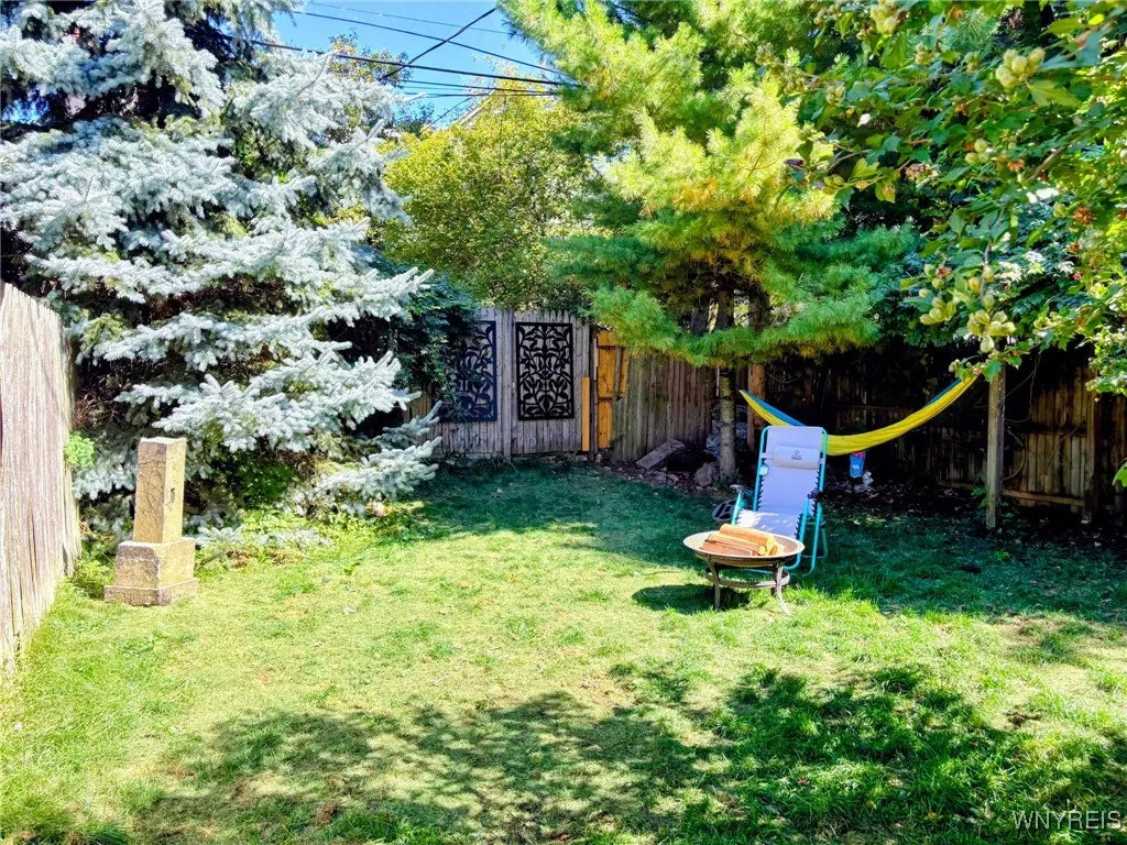 23 Plymouth Avenue, Buffalo, New York 14201, Buffalo, New York 14201, 4 Bedrooms Bedrooms, 12 Rooms Rooms,2 BathroomsBathrooms,Residential,For Sale,23 Plymouth Avenue, Buffalo, New York 14201,0,B1653269