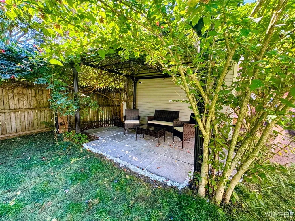 23 Plymouth Avenue, Buffalo, New York 14201, Buffalo, New York 14201, 4 Bedrooms Bedrooms, 12 Rooms Rooms,2 BathroomsBathrooms,Residential,For Sale,23 Plymouth Avenue, Buffalo, New York 14201,0,B1653269