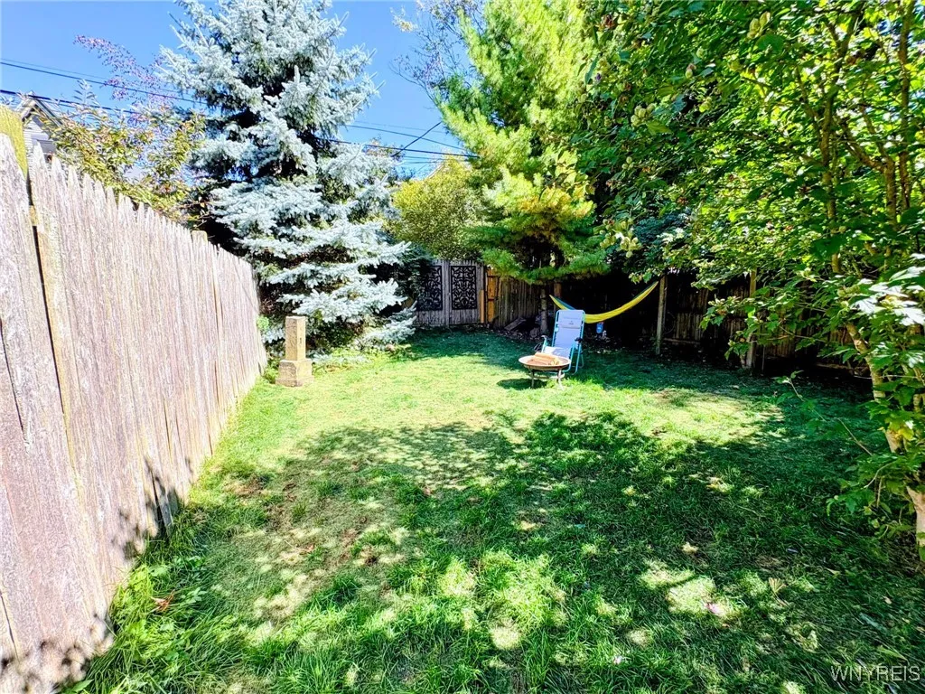 23 Plymouth Avenue, Buffalo, New York 14201, Buffalo, New York 14201, 4 Bedrooms Bedrooms, 12 Rooms Rooms,2 BathroomsBathrooms,Residential,For Sale,23 Plymouth Avenue, Buffalo, New York 14201,0,B1653269