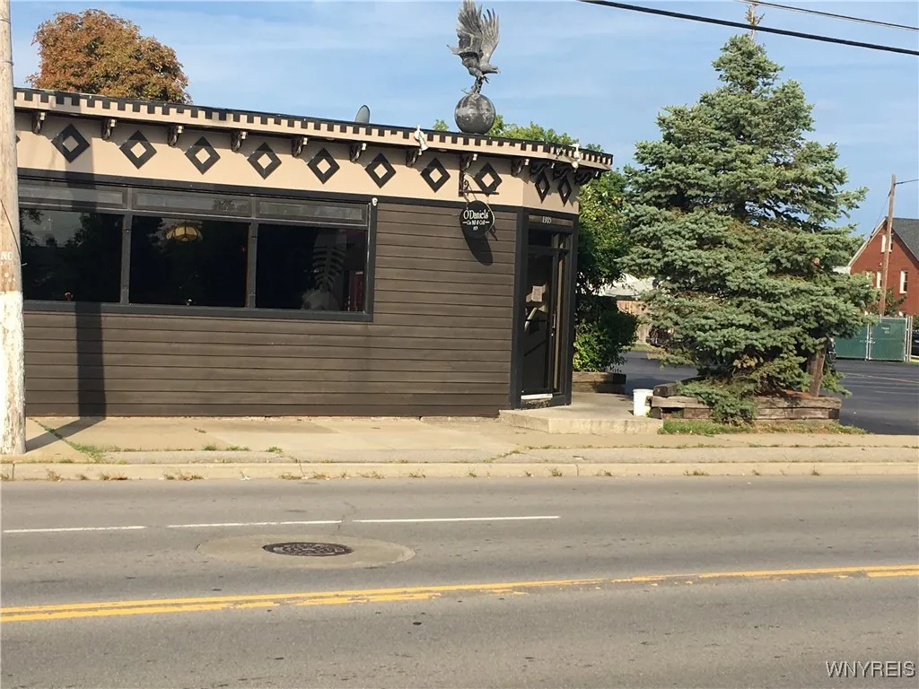 1305 Abbott Road, Lackawanna, New York 14218, Lackawanna, New York 14218, ,Commercial Sale,For Sale,1305 Abbott Road, Lackawanna, New York 14218,0,B1653001