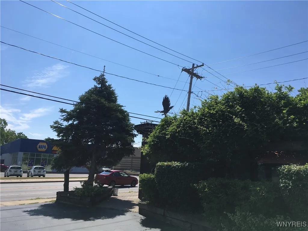 1305 Abbott Road, Lackawanna, New York 14218, Lackawanna, New York 14218, ,Commercial Sale,For Sale,1305 Abbott Road, Lackawanna, New York 14218,0,B1653001