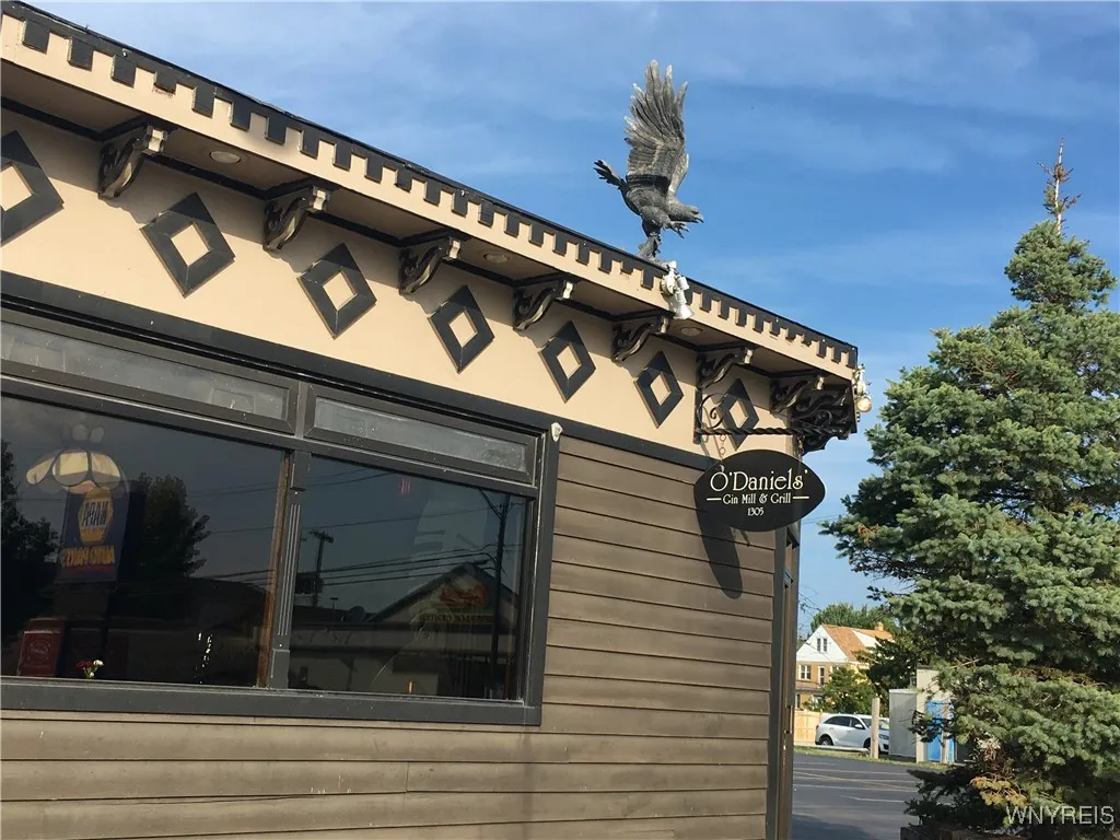 1305 Abbott Road, Lackawanna, New York 14218, Lackawanna, New York 14218, ,Commercial Sale,For Sale,1305 Abbott Road, Lackawanna, New York 14218,0,B1653001