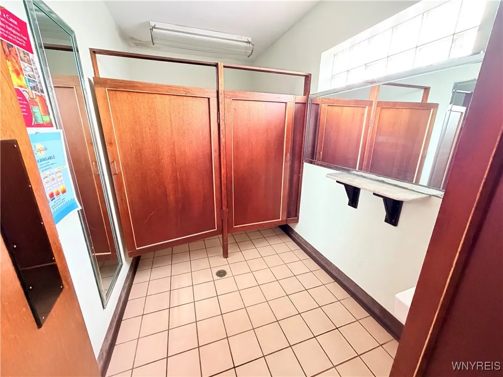 1305 Abbott Road, Lackawanna, New York 14218, Lackawanna, New York 14218, ,Commercial Sale,For Sale,1305 Abbott Road, Lackawanna, New York 14218,0,B1653001