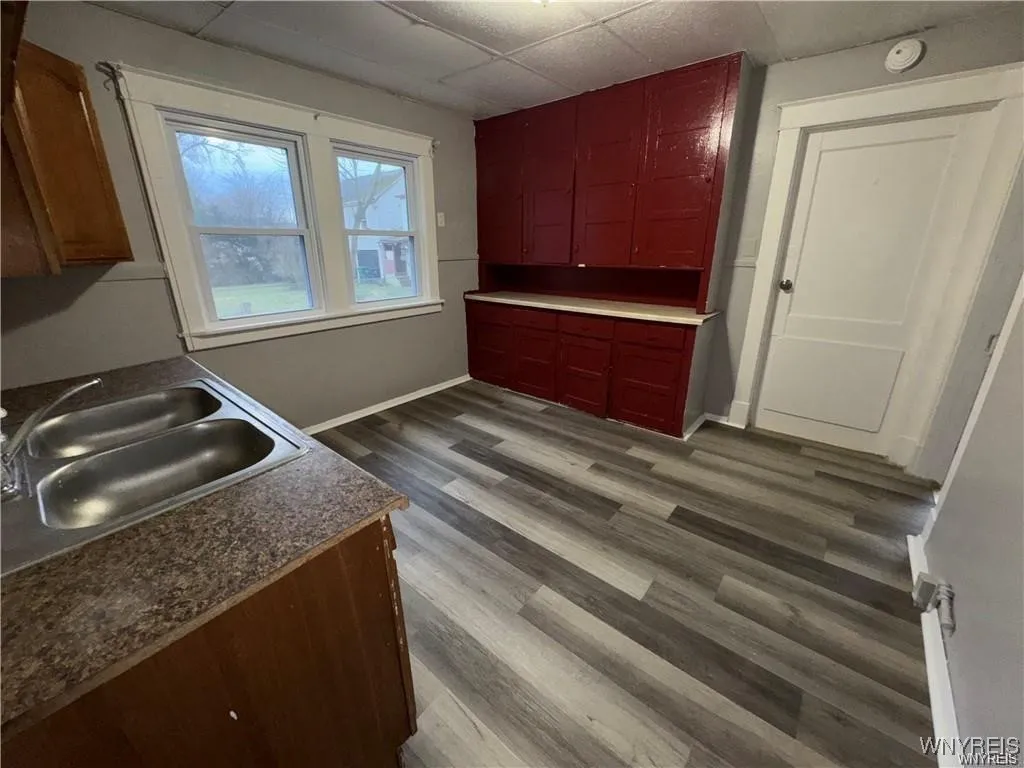1825 Pierce Avenue 2, Niagara Falls, New York 1430, Niagara Falls, New York 14301, 6 Bedrooms Bedrooms, ,2 BathroomsBathrooms,Residential,For Sale,1825 Pierce Avenue 2, Niagara Falls, New York 1430,0,B1653363