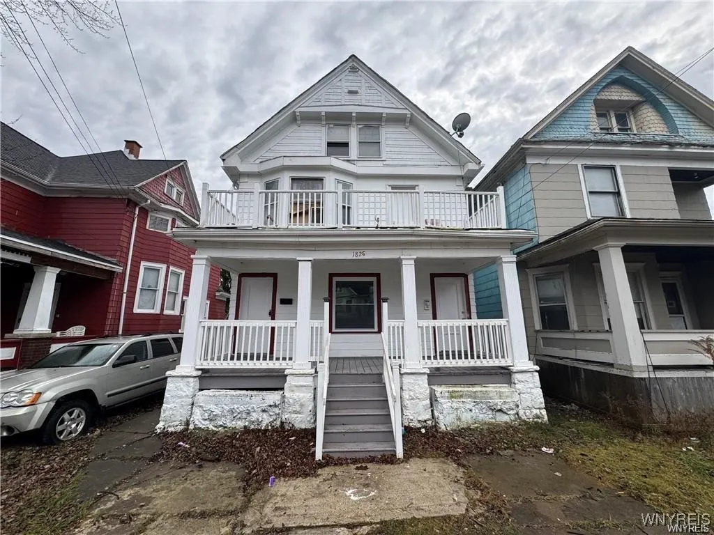 1825 Pierce Avenue 2, Niagara Falls, New York 1430, Niagara Falls, New York 14301, 6 Bedrooms Bedrooms, ,2 BathroomsBathrooms,Residential,For Sale,1825 Pierce Avenue 2, Niagara Falls, New York 1430,0,B1653363