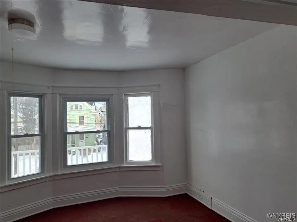 1825 Pierce Avenue 2, Niagara Falls, New York 1430, Niagara Falls, New York 14301, 6 Bedrooms Bedrooms, ,2 BathroomsBathrooms,Residential,For Sale,1825 Pierce Avenue 2, Niagara Falls, New York 1430,0,B1653363