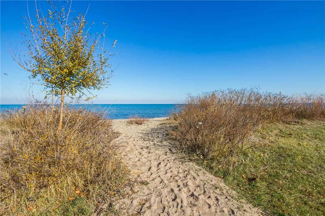 832 Washington Avenue, Irondequoit, New York 14617, Irondequoit, New York 14617, 2 Bedrooms Bedrooms, 5 Rooms Rooms,1 BathroomBathrooms,Residential,Closed,832 Washington Avenue, Irondequoit, New York 14617,0,R1652984