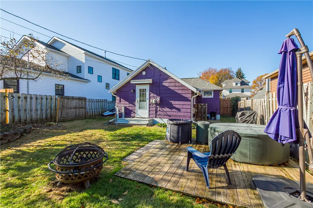 832 Washington Avenue, Irondequoit, New York 14617, Irondequoit, New York 14617, 2 Bedrooms Bedrooms, 5 Rooms Rooms,1 BathroomBathrooms,Residential,Closed,832 Washington Avenue, Irondequoit, New York 14617,0,R1652984