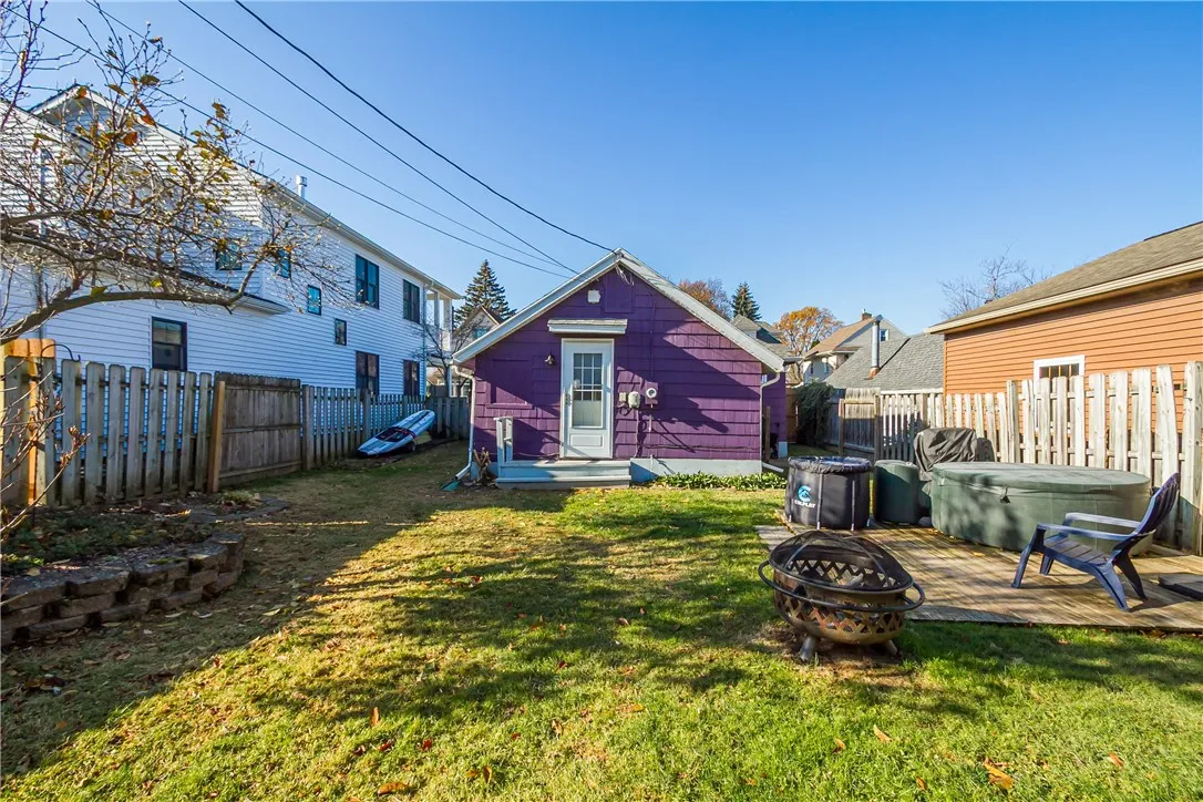 832 Washington Avenue, Irondequoit, New York 14617, Irondequoit, New York 14617, 2 Bedrooms Bedrooms, 5 Rooms Rooms,1 BathroomBathrooms,Residential,Closed,832 Washington Avenue, Irondequoit, New York 14617,0,R1652984