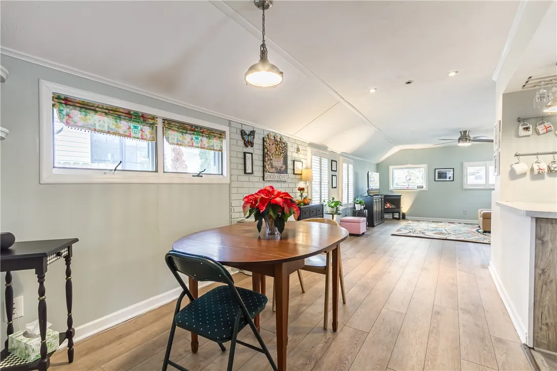 832 Washington Avenue, Irondequoit, New York 14617, Irondequoit, New York 14617, 2 Bedrooms Bedrooms, 5 Rooms Rooms,1 BathroomBathrooms,Residential,Closed,832 Washington Avenue, Irondequoit, New York 14617,0,R1652984