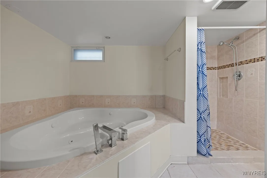 80 Capen Boulevard Basement, Amherst, New York 142, Amherst, New York 14226, 1 Bedroom Bedrooms, 3 Rooms Rooms,1 BathroomBathrooms,Residential Lease,Closed,80 Capen Boulevard Basement, Amherst, New York 142,0,B1653548