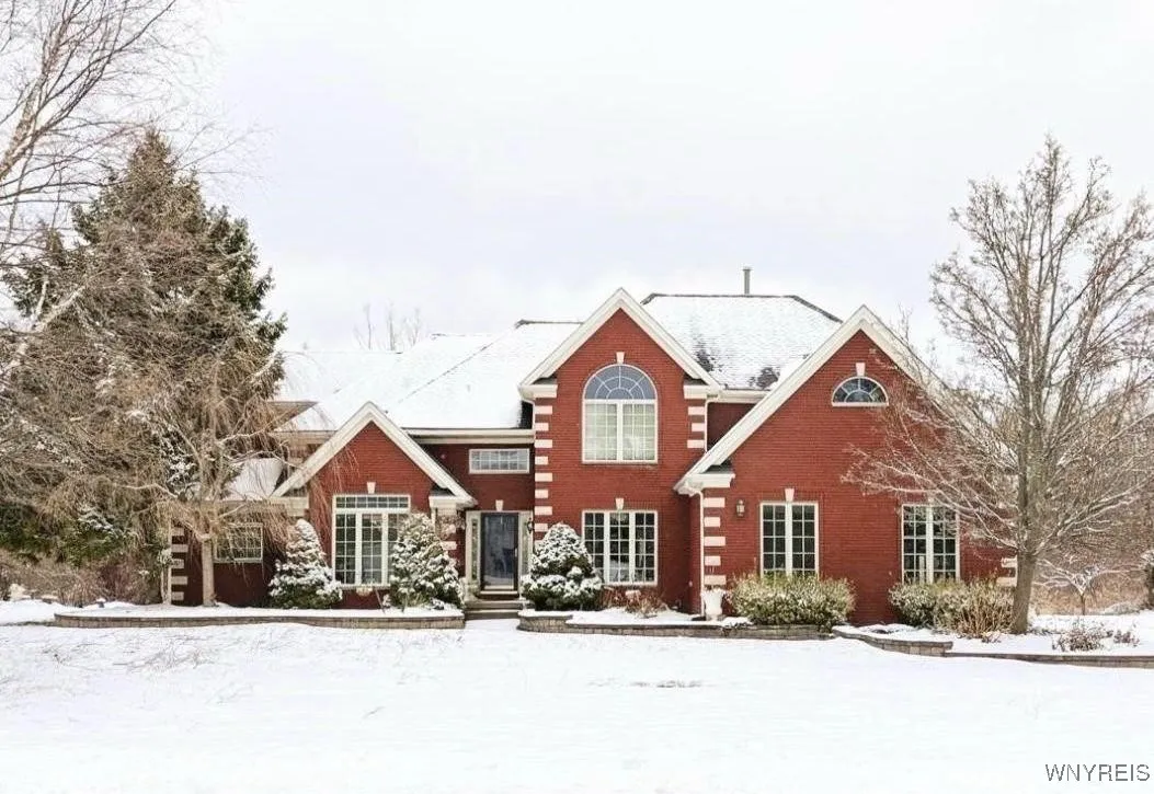 9688 Carmelo Court, Clarence, New York 14032, Clarence, New York 14032, 5 Bedrooms Bedrooms, 12 Rooms Rooms,4 BathroomsBathrooms,Residential,Closed,9688 Carmelo Court, Clarence, New York 14032,0,B1653602