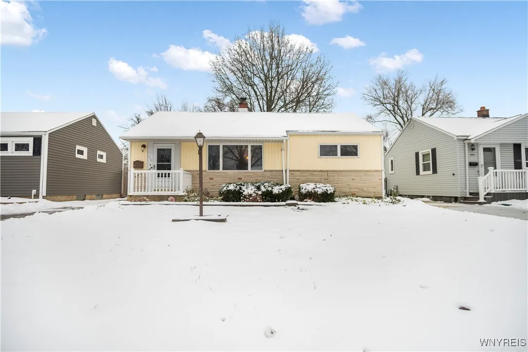 256 Coventry Road, Tonawanda, New York 14217, Tonawanda, New York 14217, 3 Bedrooms Bedrooms, 5 Rooms Rooms,1 BathroomBathrooms,Residential,Closed,256 Coventry Road, Tonawanda, New York 14217,0,B1653619