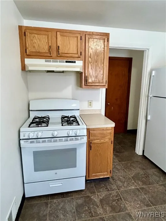 8 Latona Ct Parkway 1, Buffalo, New York 14220, Buffalo, New York 14220, 1 Bedroom Bedrooms, 3 Rooms Rooms,1 BathroomBathrooms,Residential Lease,Closed,8 Latona Ct Parkway 1, Buffalo, New York 14220,0,B1653698