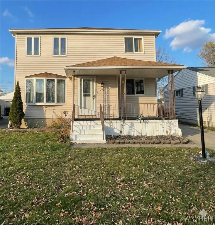 210 Bannard Avenue, Tonawanda, New York 14150, Tonawanda, New York 14150, 6 Bedrooms Bedrooms, ,2 BathroomsBathrooms,Residential,Closed,210 Bannard Avenue, Tonawanda, New York 14150,0,B1652848