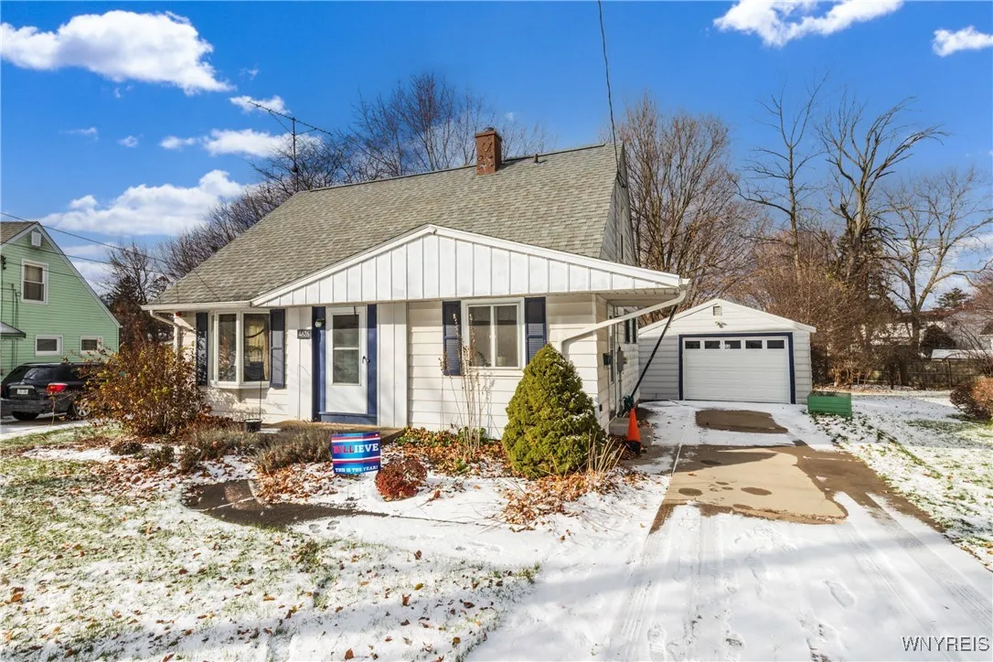 4626 Patricia Drive, Niagara Falls, New York 14305, Niagara Falls, New York 14305, 4 Bedrooms Bedrooms, 6 Rooms Rooms,1 BathroomBathrooms,Residential,For Sale,4626 Patricia Drive, Niagara Falls, New York 14305,0,B1653769