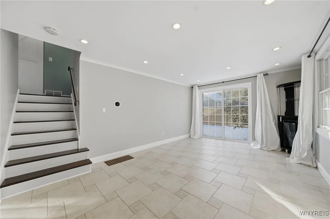 151 Conant Drive, Tonawanda, New York 14223, Tonawanda, New York 14223, 4 Bedrooms Bedrooms, 7 Rooms Rooms,2 BathroomsBathrooms,Residential Lease,Closed,151 Conant Drive, Tonawanda, New York 14223,0,B1653010