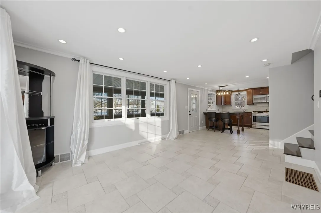 151 Conant Drive, Tonawanda, New York 14223, Tonawanda, New York 14223, 4 Bedrooms Bedrooms, 7 Rooms Rooms,2 BathroomsBathrooms,Residential Lease,Closed,151 Conant Drive, Tonawanda, New York 14223,0,B1653010